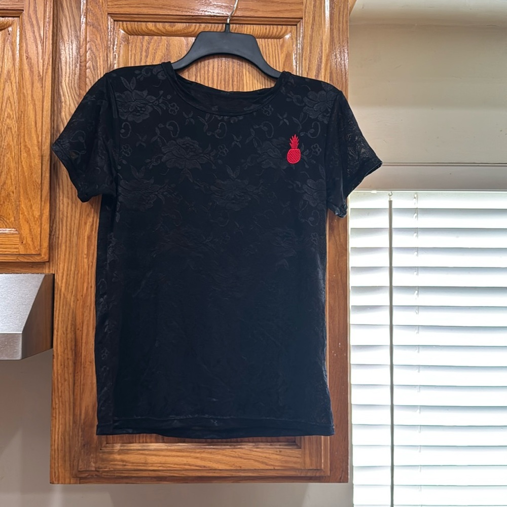 MEN’s JJ Malibu floral see through tee in size SMALL (36-38)